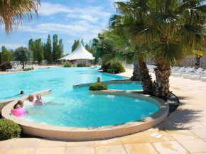 Bungalow de 3 chambres avec piscine partagee jardin amenage et wifi a Vias a 2 km de la plage